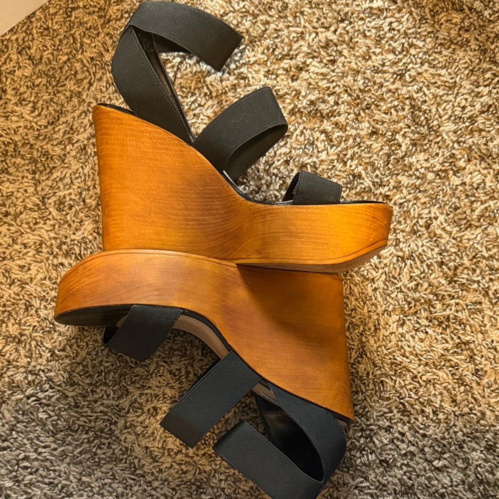 Steve Madden Black and Brown Wedge Sandals